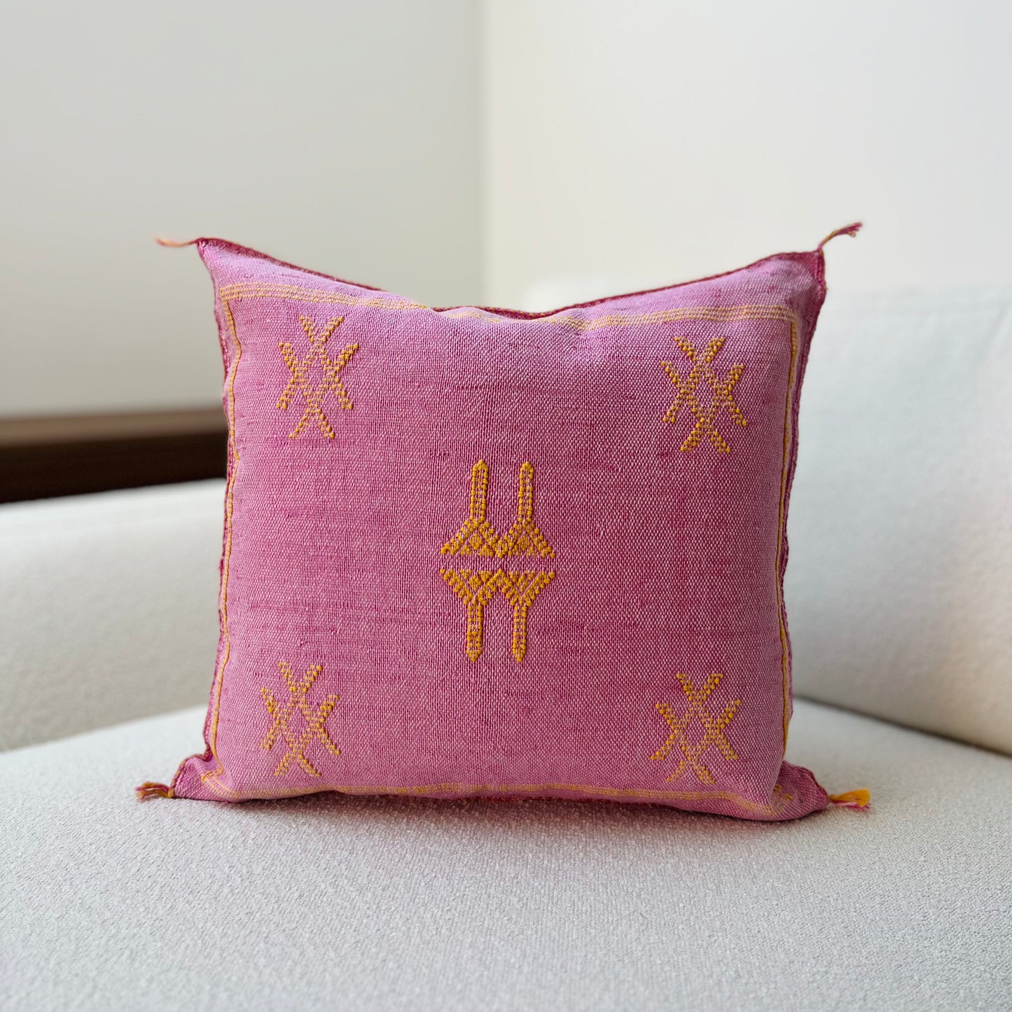 Pink cushion 3